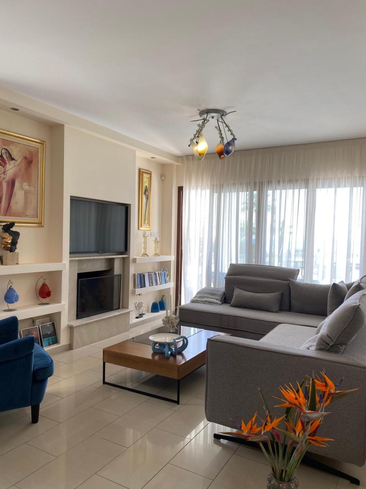 Ionion Beachfront Villa 아이아 나파 외부 사진